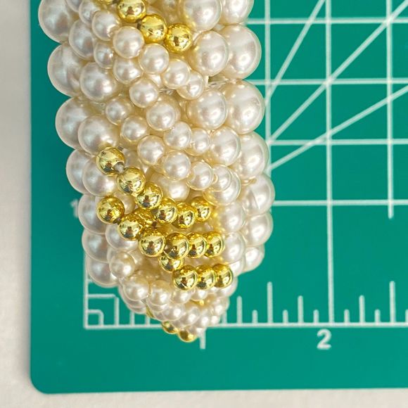 Beaded Stretch Bracelet Chunky Gold Tone And Pearlesque Layered Pattern - Picture 8 of 8